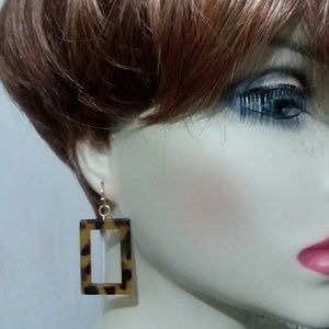 TORTOISE SHELL ACRYLIC DANGLE gold earrings!